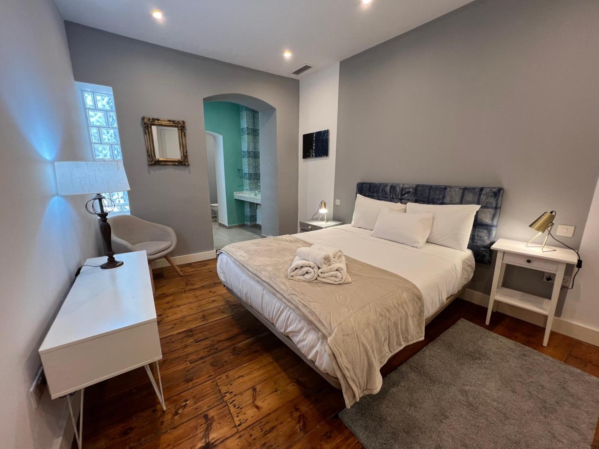 Appartement Luxe 2Br Family Oasis In Gibraltar Extérieur photo