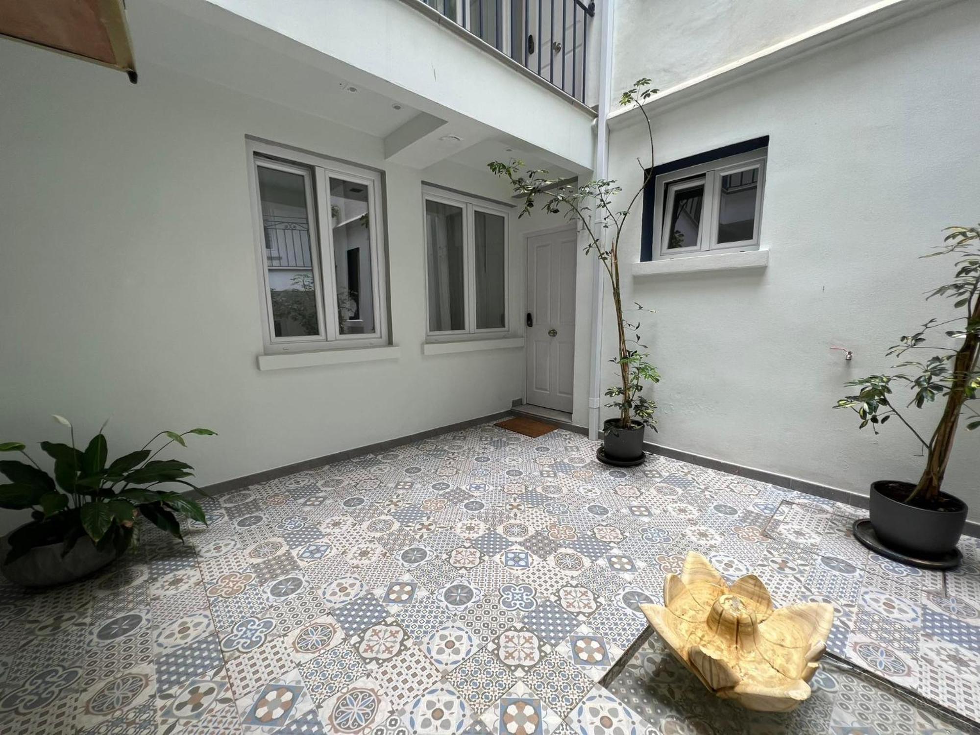 Appartement Luxe 2Br Family Oasis In Gibraltar Extérieur photo